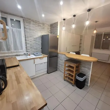 Apartment Moderne Proche Rer B